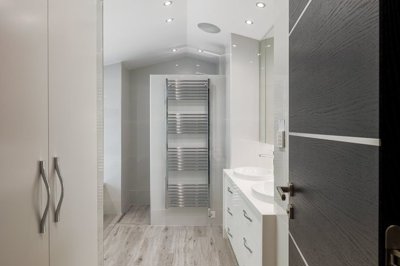 cd3d240e-39dc-4459-beac-59245cfae352