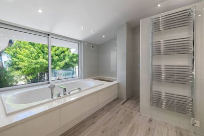 a0fa9b60-acf2-4d31-8be9-06c0057806ea