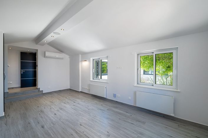 Image No.19-Maison de 5 chambres à vendre à Kissonerga