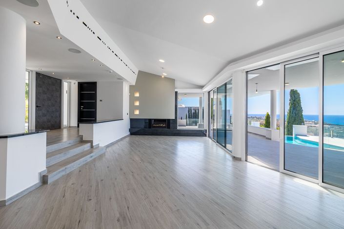 Image No.3-Maison de 5 chambres à vendre à Kissonerga