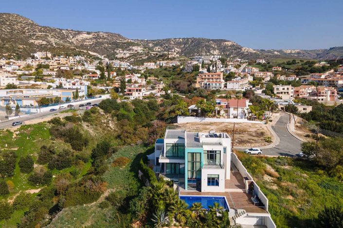 Image No.28-4 Bed Villa for sale