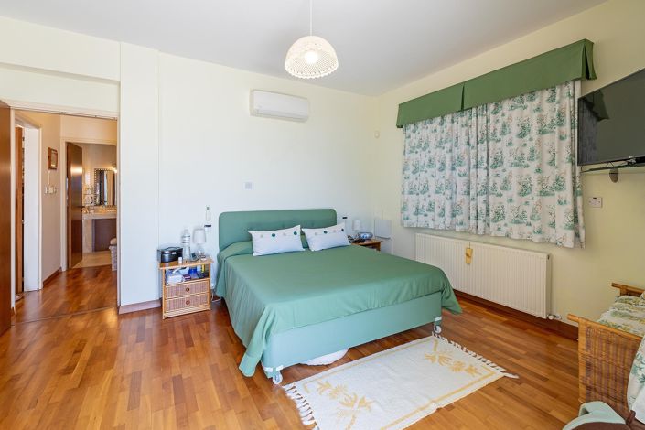 Image No.12-Maison de 4 chambres à vendre à Larnaca