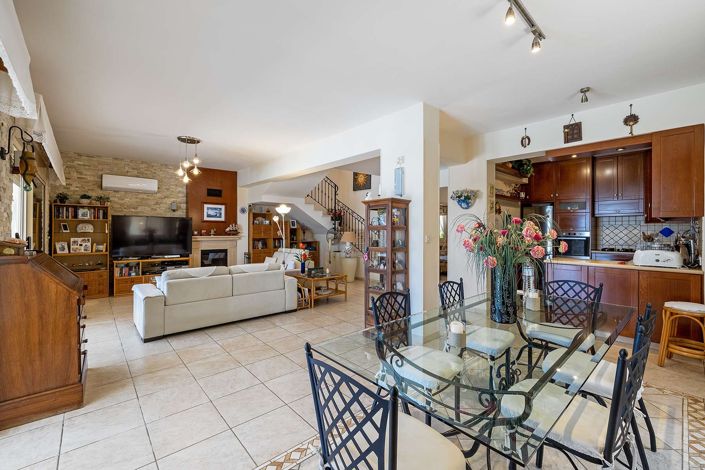 Image No.19-Maison de 4 chambres à vendre à Larnaca