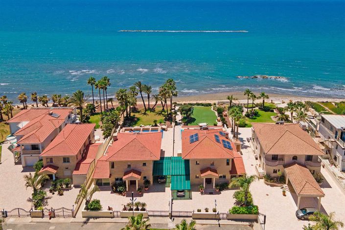 Image No.2-Maison de 4 chambres à vendre à Larnaca