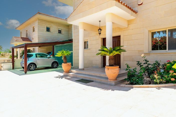 Image No.4-Maison de 4 chambres à vendre à Larnaca