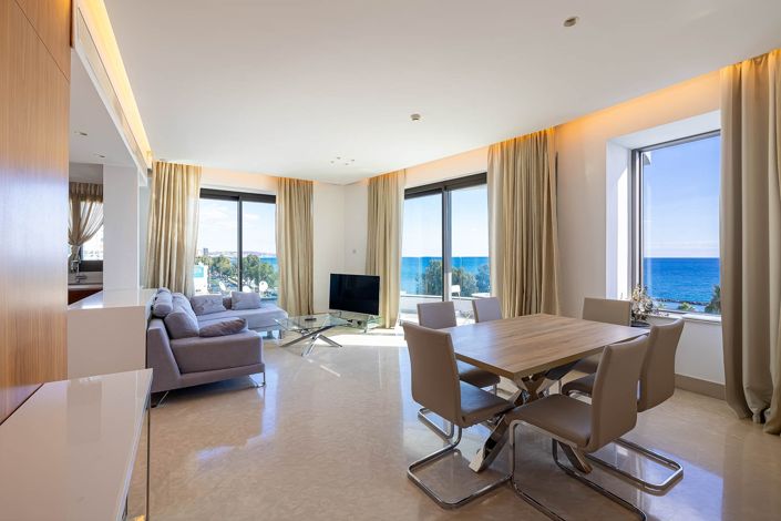 Image No.2-Appartement de 2 chambres à vendre à Limassol