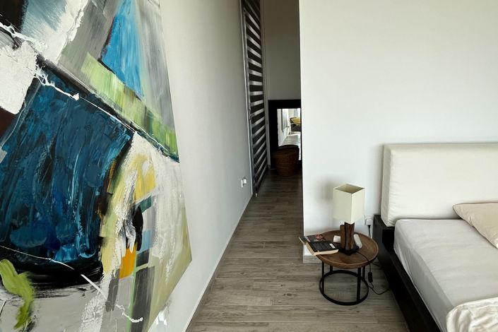 Image No.17-3 Bed House for sale