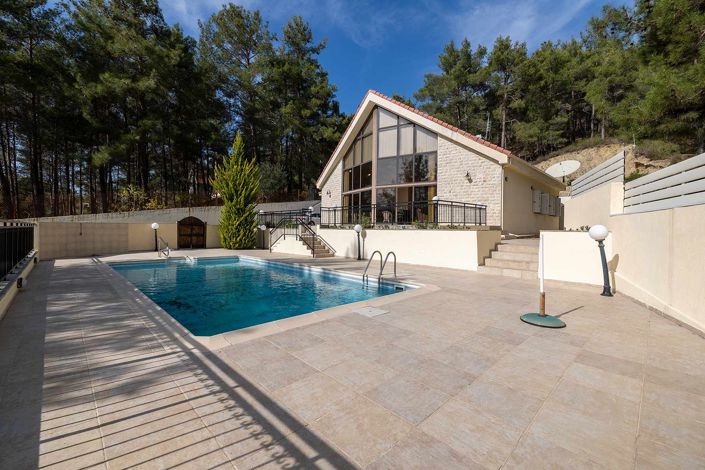 Image No.26-3 Bed House for sale