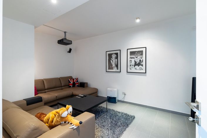 Image No.24-4 Bed Villa for sale