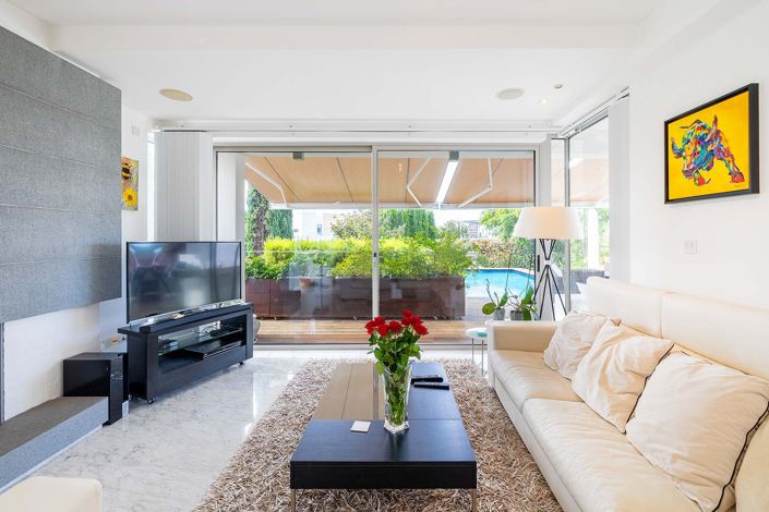 Image No.5-4 Bed Villa for sale