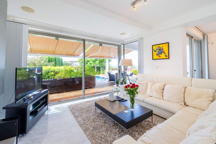 Image No.6-4 Bed Villa for sale