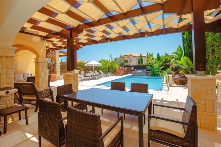 Image No.17-3 Bed House for sale