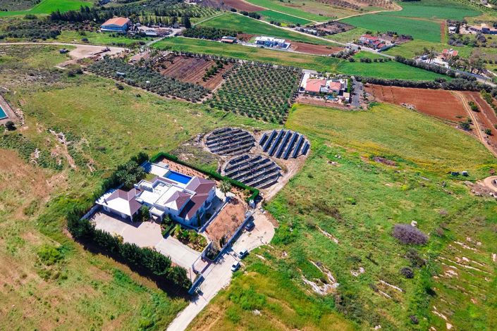 Image No.15-8 Bed Villa for sale