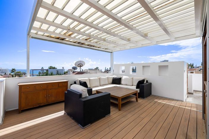 Image No.28-4 Bed House for sale