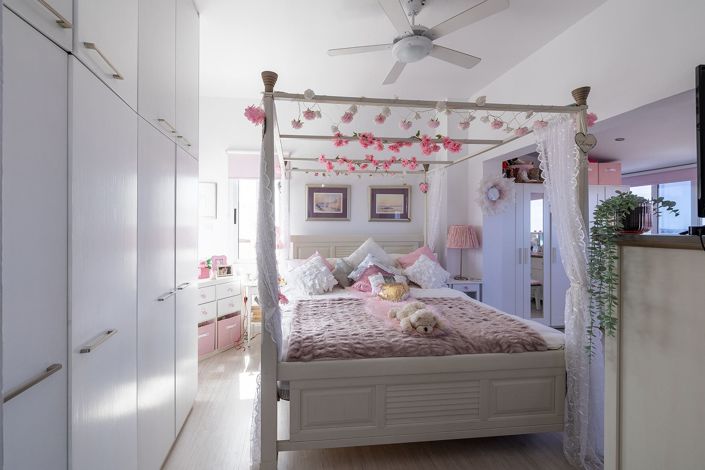 Image No.22-4 Bed House for sale