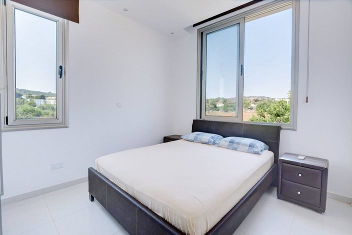 Image No.22-5 Bed House for sale