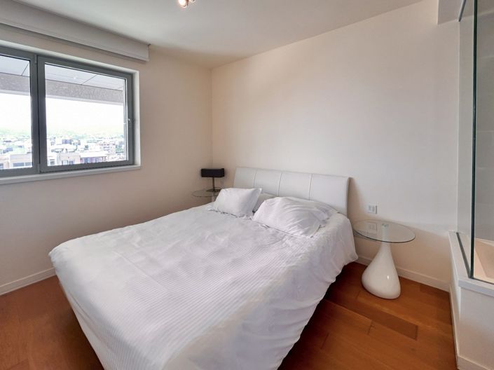 Image No.20-2 Bed Apartment for sale