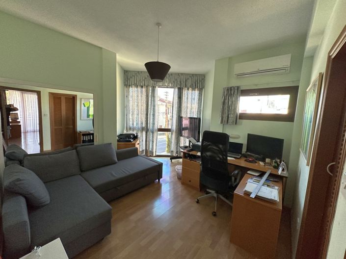 Image No.21-4 Bed House for sale