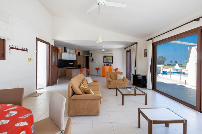 Image No.12-4 Bed Bungalow for sale