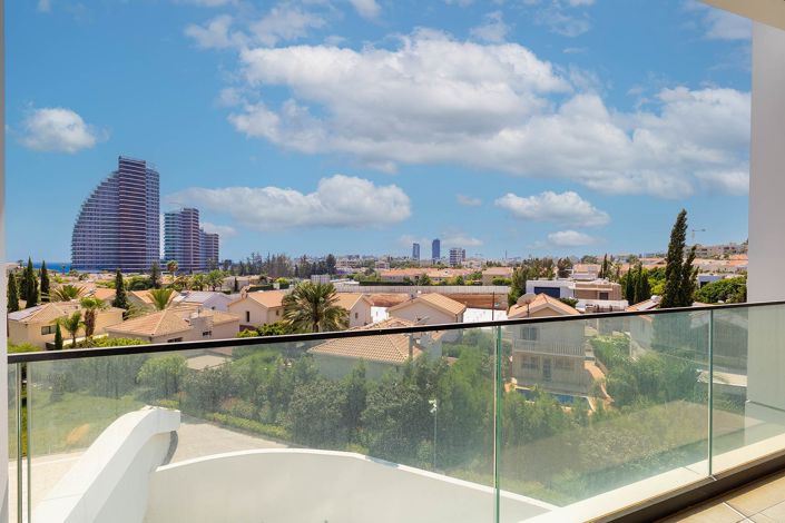 Image No.11-Appartement de 2 chambres à vendre à Potamos Germasogias