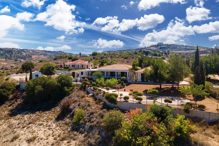 Image No.2-Bungalow de 4 chambres à vendre à Konia