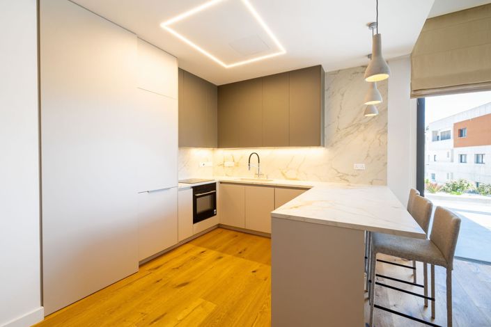 Image No.10-4 Bed Penthouse for sale