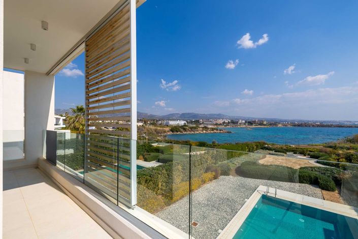 Image No.2-5 Bed House for sale