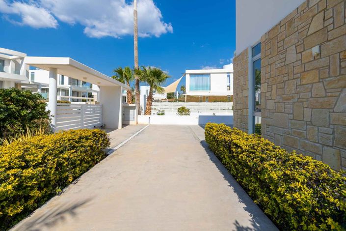 Image No.21-5 Bed House for sale