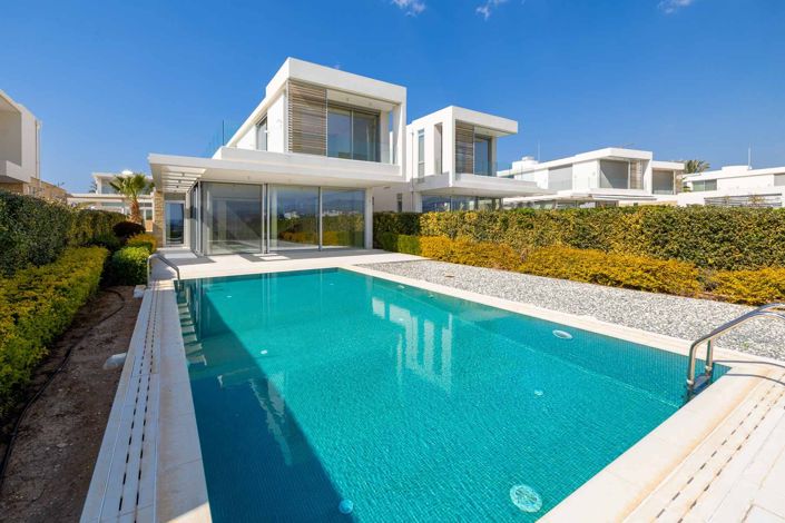 Image No.26-5 Bed House for sale