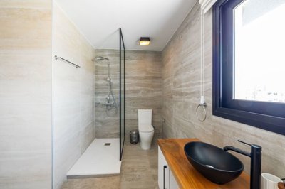 84b45789-6fde-4465-92c7-046a36b43c35