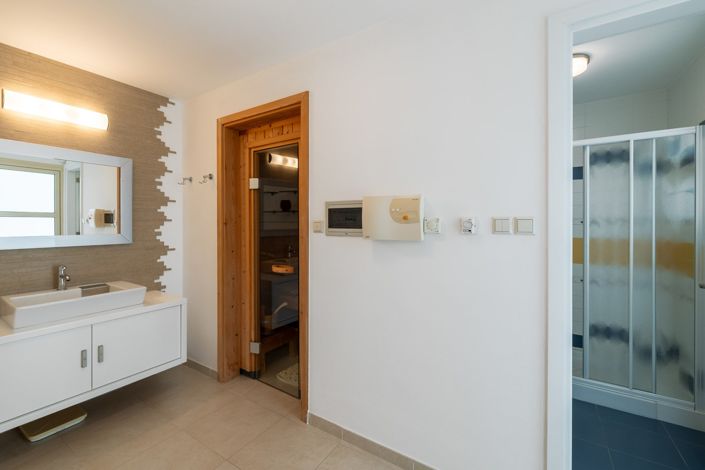 Image No.23-Villa de 5 chambres à vendre à Germasogeia