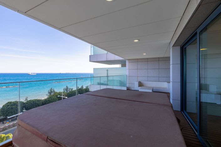 Image No.21-3 Bed Apartment for sale