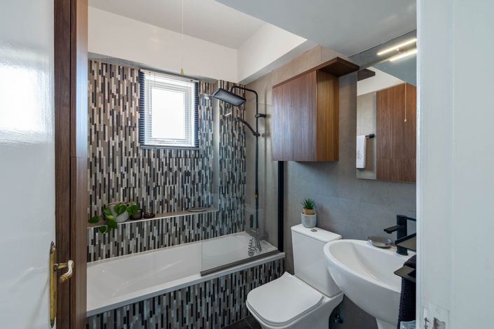 Image No.15-2 Bed Apartment for sale