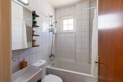 ce2a530e-4335-4490-9609-4322246eaba1