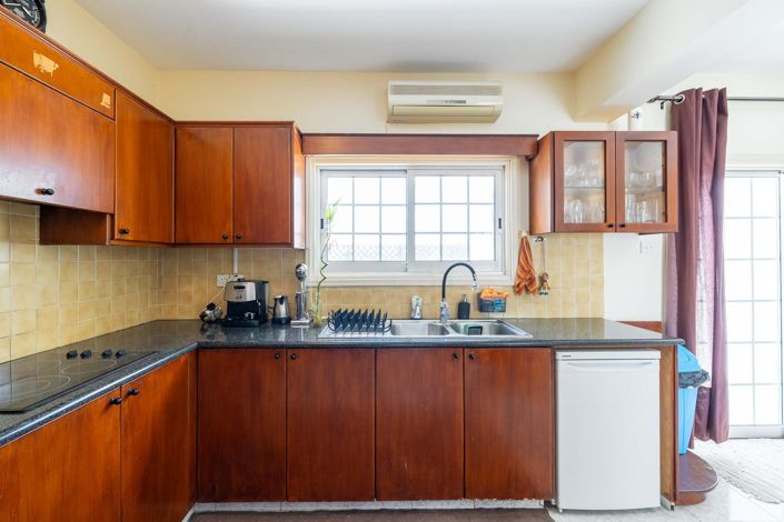 Image No.8-4 Bed Apartment for sale