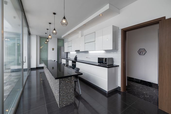 Image No.23-7 Bed Villa for sale