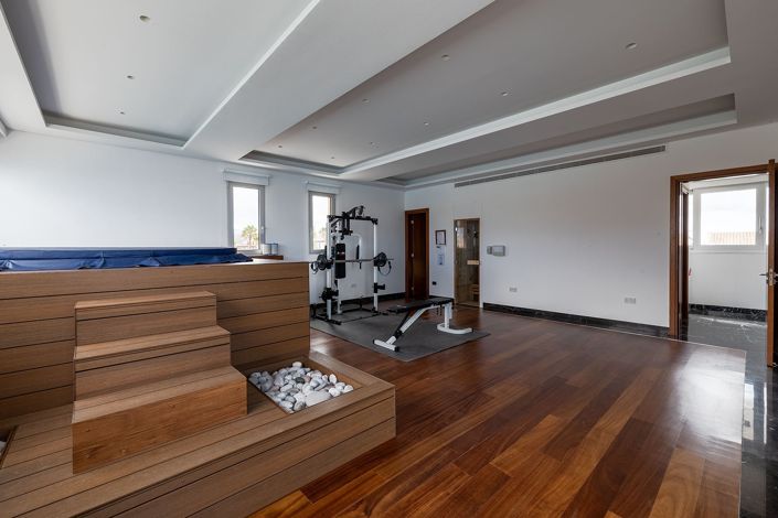 Image No.25-7 Bed Villa for sale