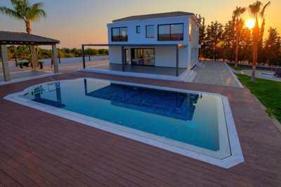 4ed83a3b-00ee-4a2b-9f1a-175b74aed6fa