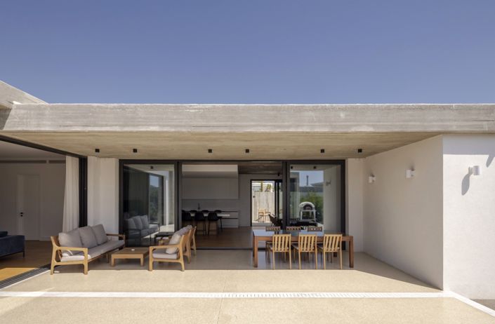 Image No.14-4 Bed House for sale