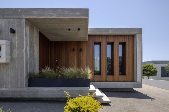 Image No.20-4 Bed House for sale