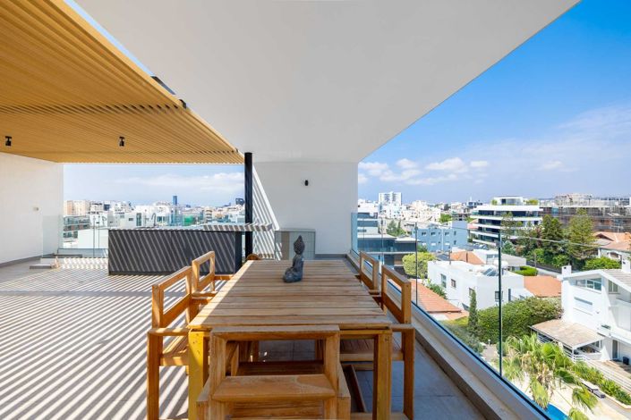 Image No.20-3 Bed Penthouse for sale