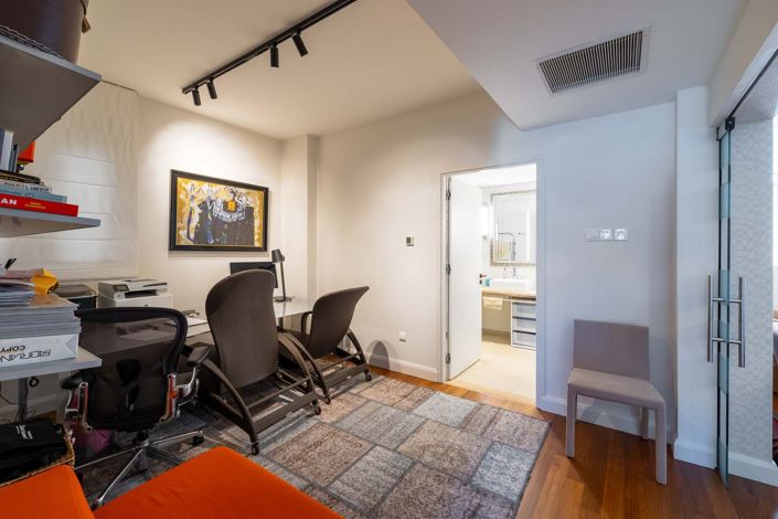 Image No.11-6 Bed Apartment for sale