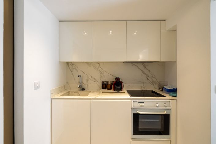 Image No.22-6 Bed Apartment for sale