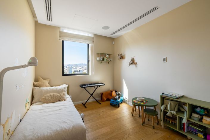 Image No.16-3 Bed Penthouse for sale