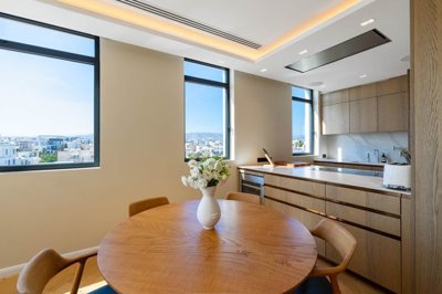 fde79bb7-069e-4381-97ad-4750272a90d2