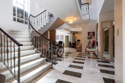 81a8d642-e40f-461a-9434-f2bcefad40cf