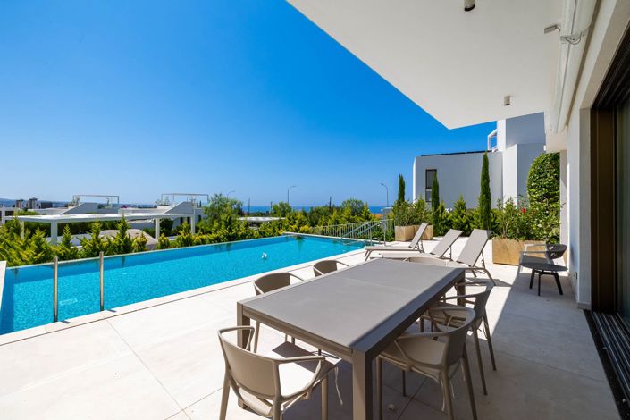 Image No.28-4 Bed House for sale