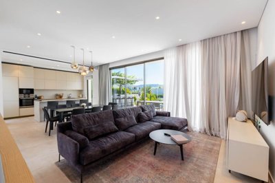 eb2a9135-1e6e-4fae-9a5f-921e28cb600a