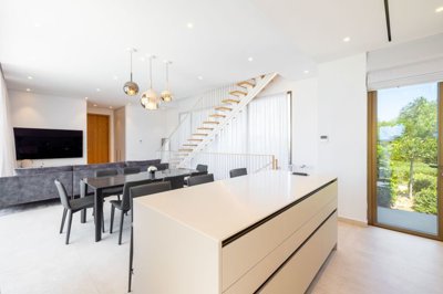 45576fdc-32df-44b1-a32c-541136002f04