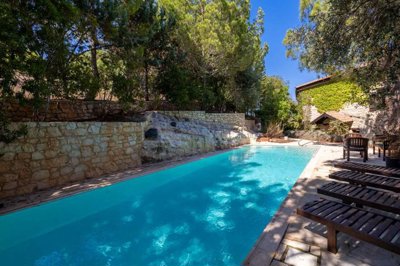 889484f9-6d31-4bc1-a7d6-eff39a70fde9